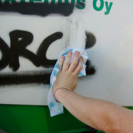 4585a4-graffiti-remover-t_hrynpoistaja-a 4585a4-graffiti-remover-t_hrynpoistaja-a